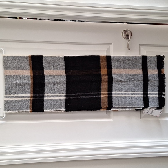 NEW ZARA Knit Scarf - Picture 6 of 8